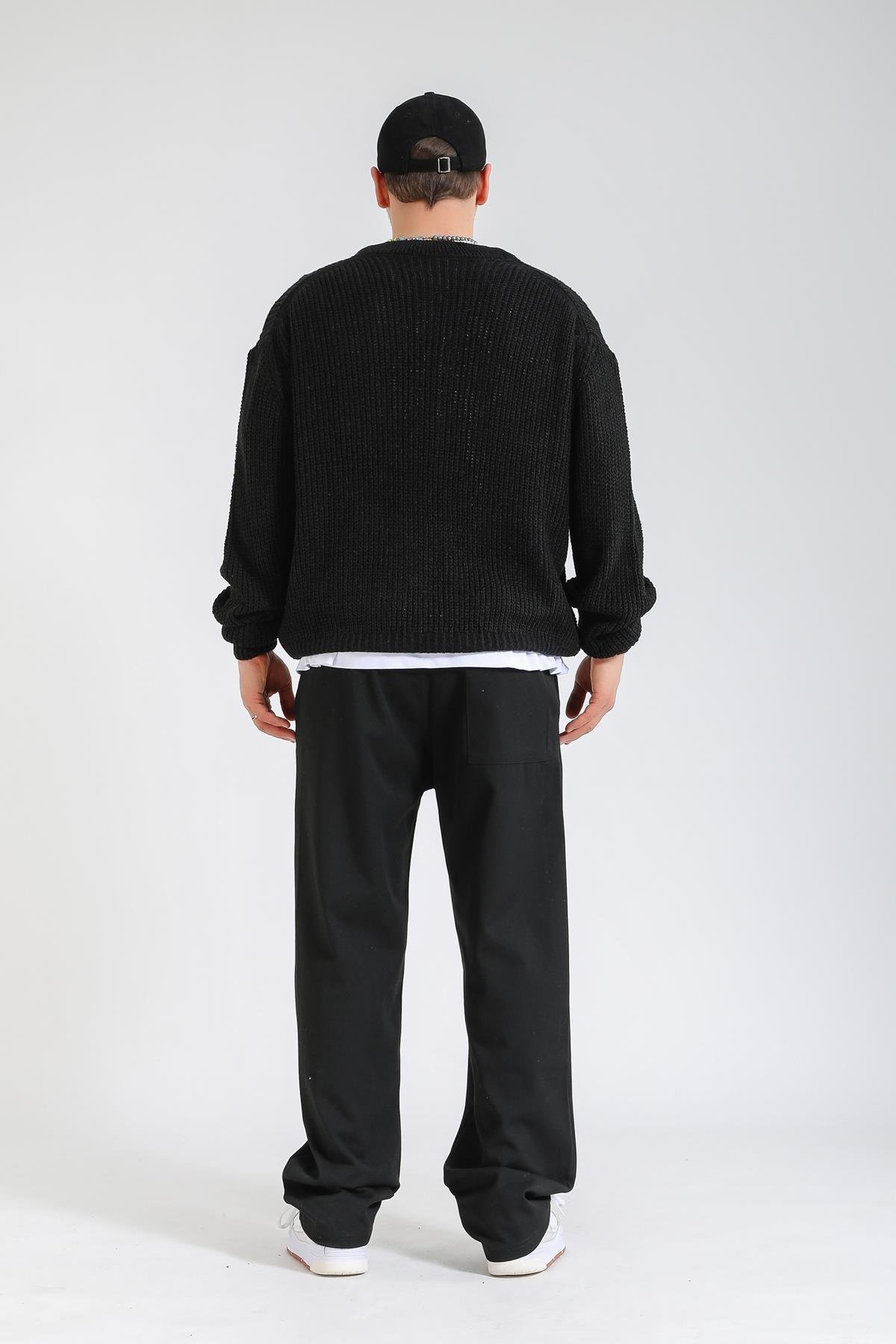 Siyah V Yaka Oversize Kazak KZK149