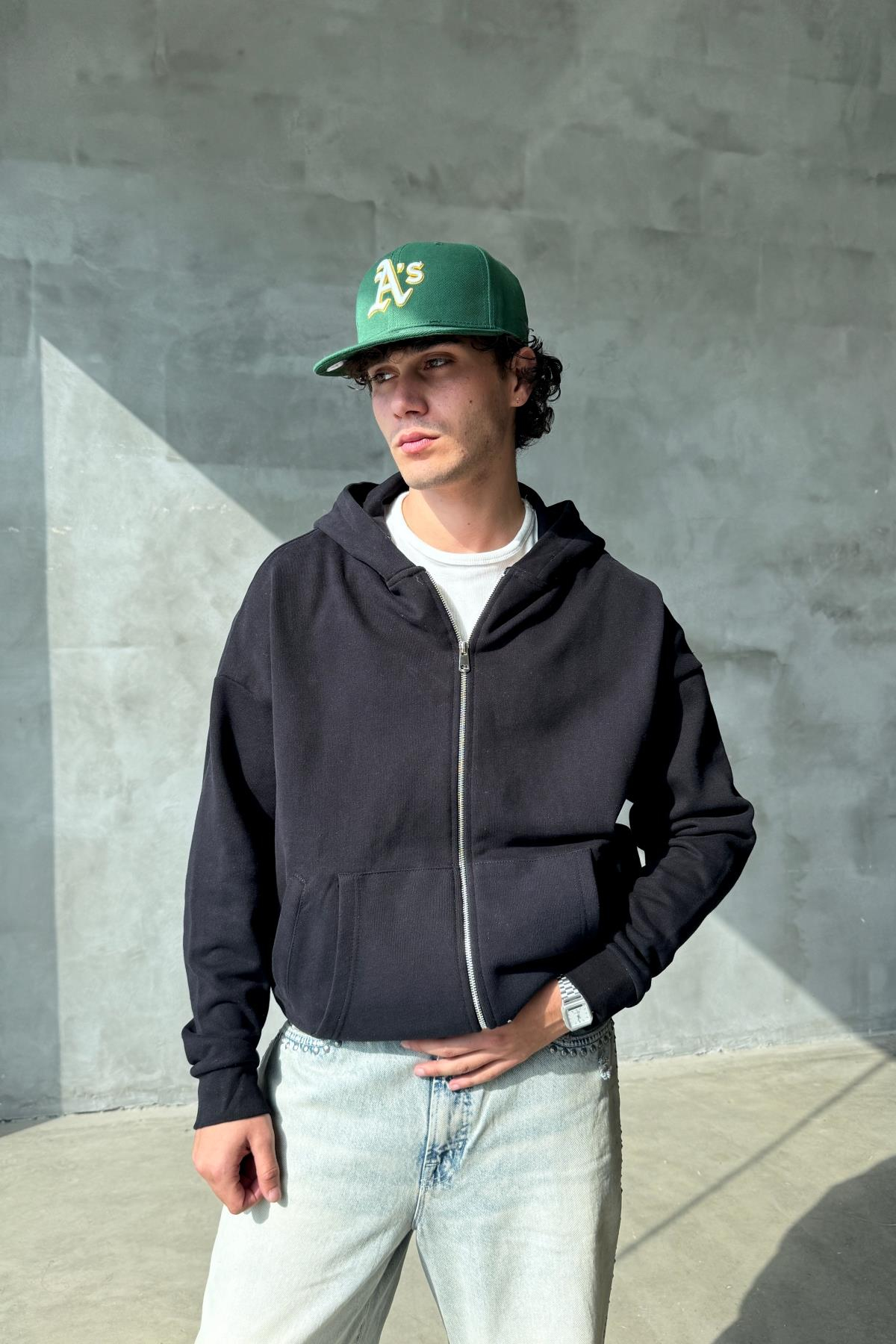 Siyah Yumuşak Dokulu Oversize Zipper Sweatshirt SR01