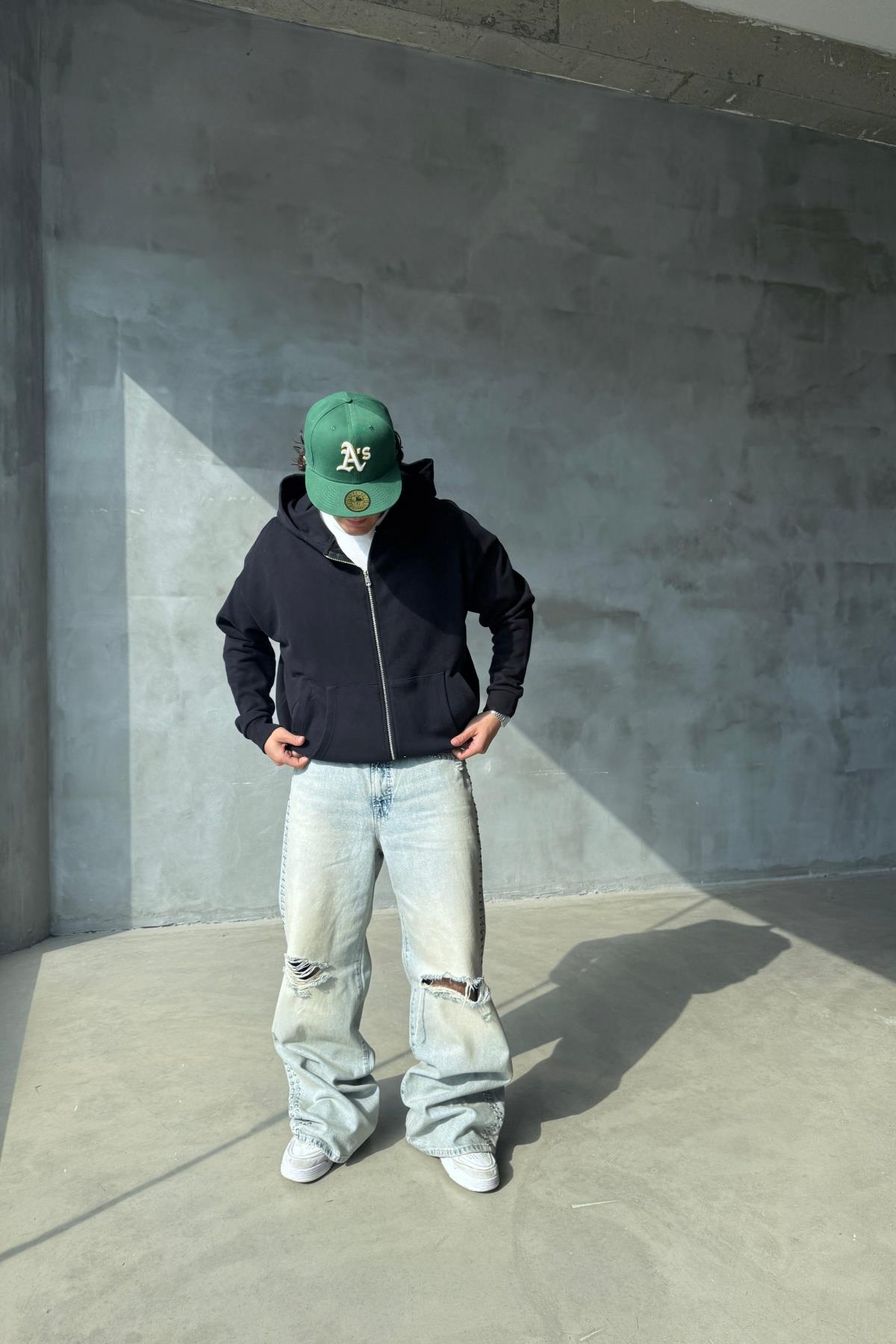 Siyah Yumuşak Dokulu Oversize Zipper Sweatshirt SR01