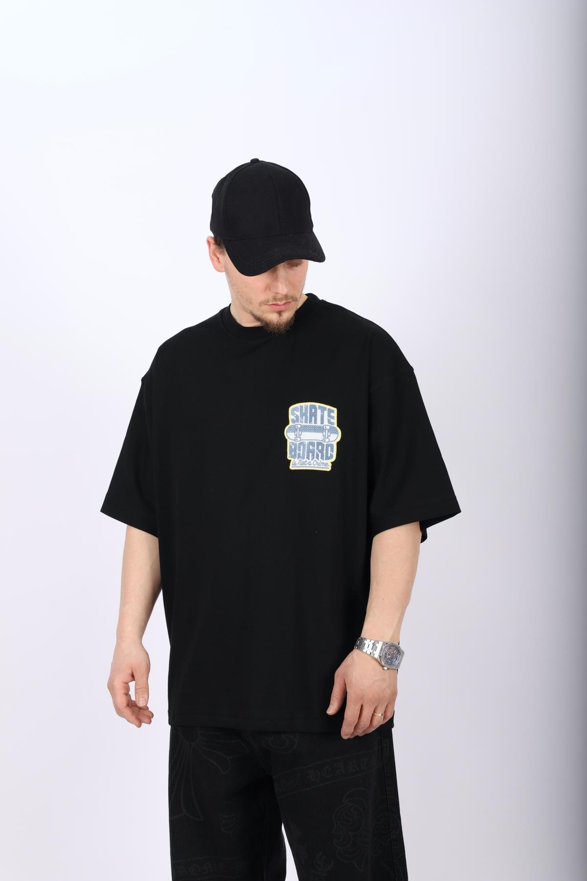 Skateboard Siyah Oversize Tshirt T1008