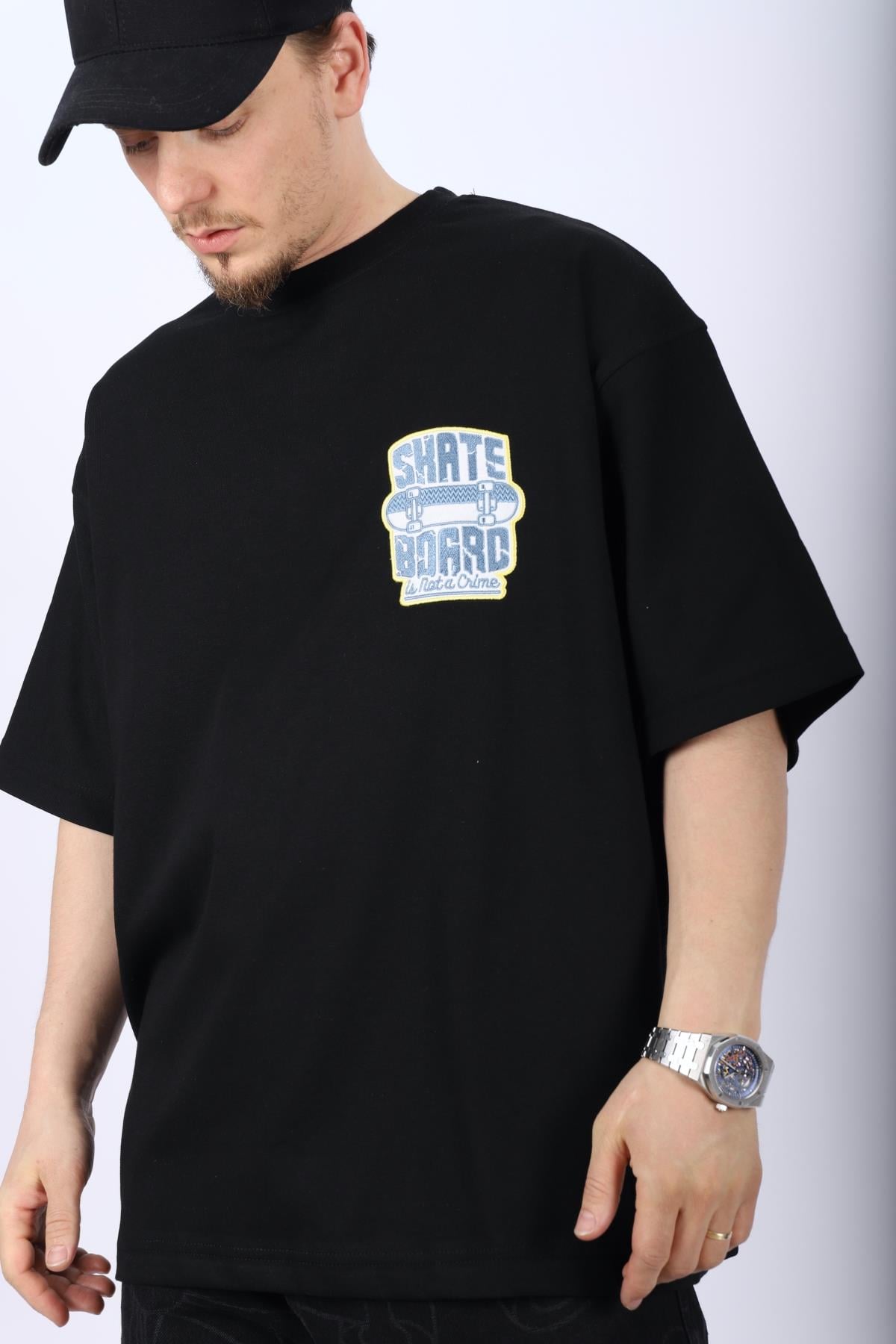 Skateboard Siyah Oversize Tshirt T1008
