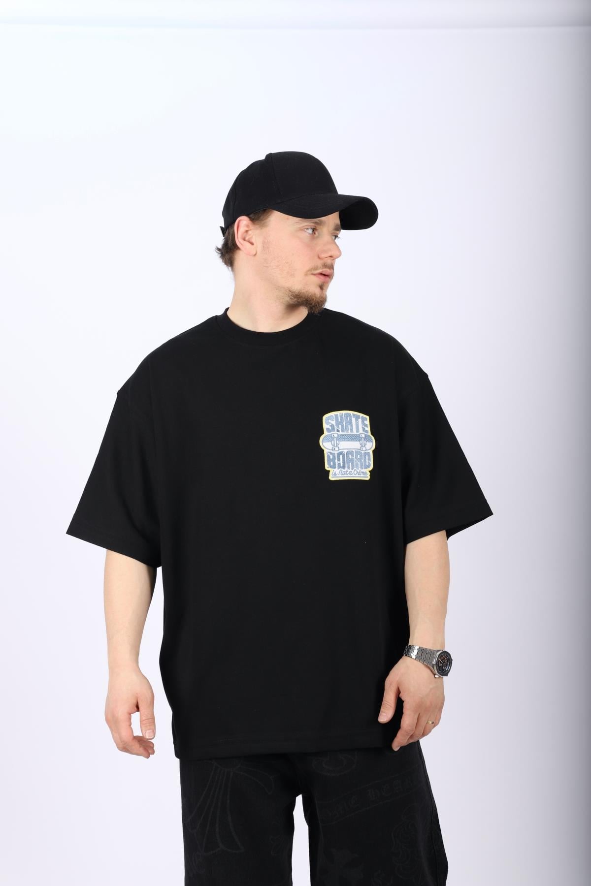 Skateboard Siyah Oversize Tshirt T1008
