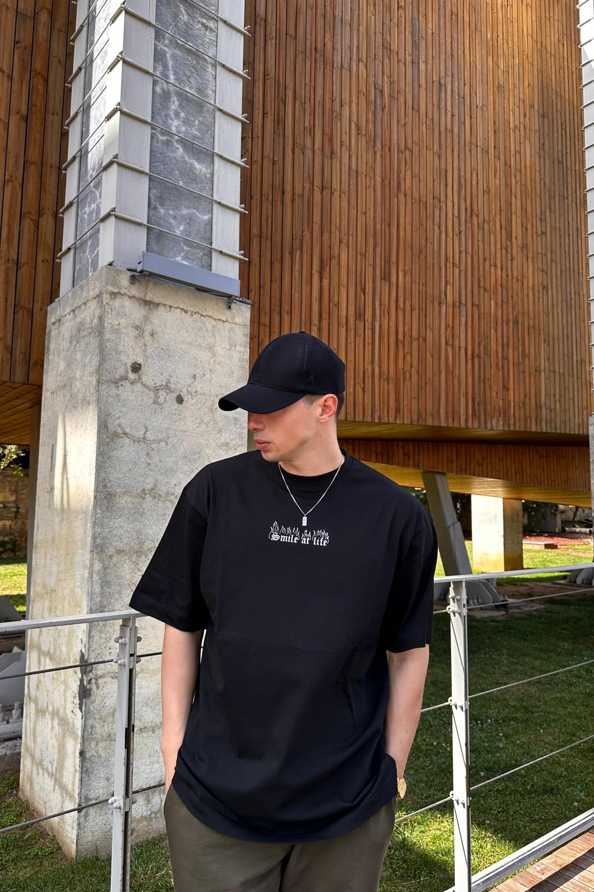 Smile Baskılı Siyah Oversize Tshirt T1079