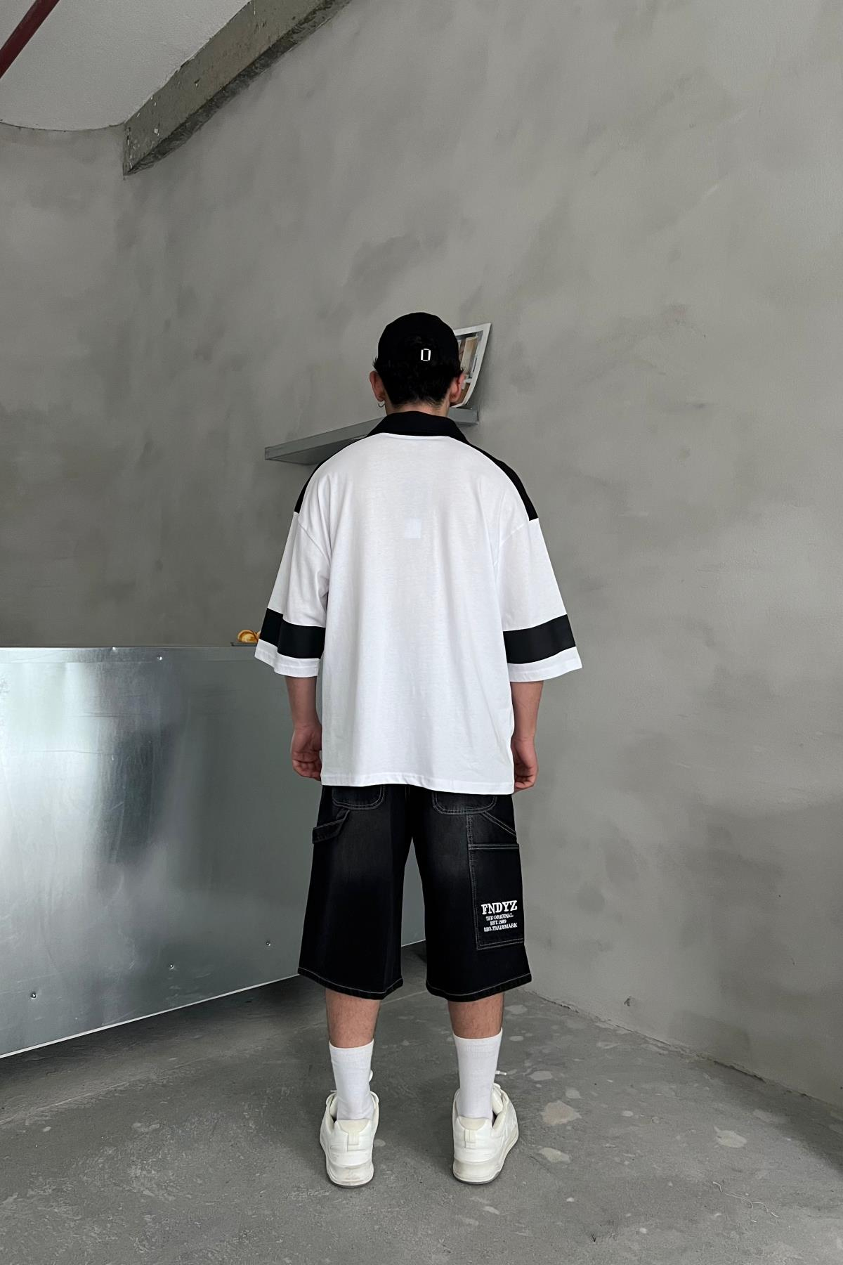 Soccer Baskılı Beyaz Polo Yaka Oversize Tshirt