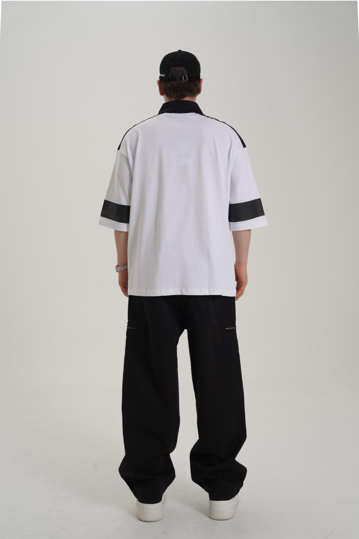 Soccer Baskılı Beyaz Polo Yaka Oversize Tshirt