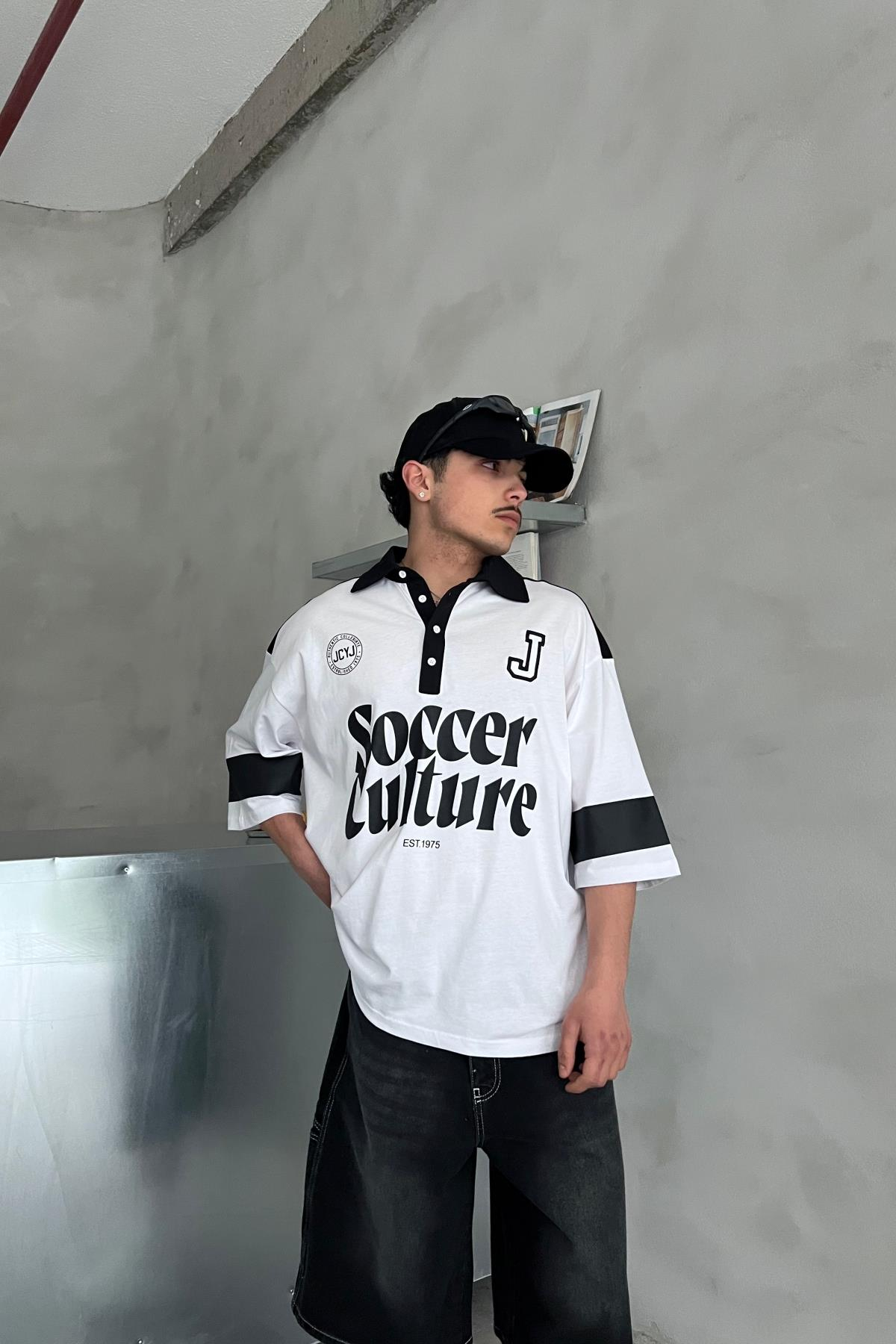 Soccer Baskılı Beyaz Polo Yaka Oversize Tshirt