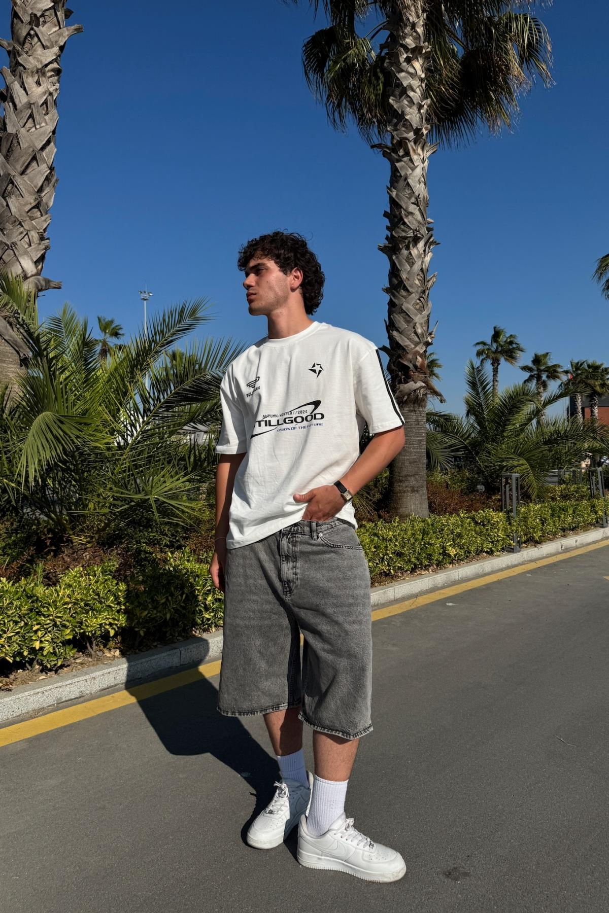 Stillgood Baskılı Krem Oversize Tshirt PM01