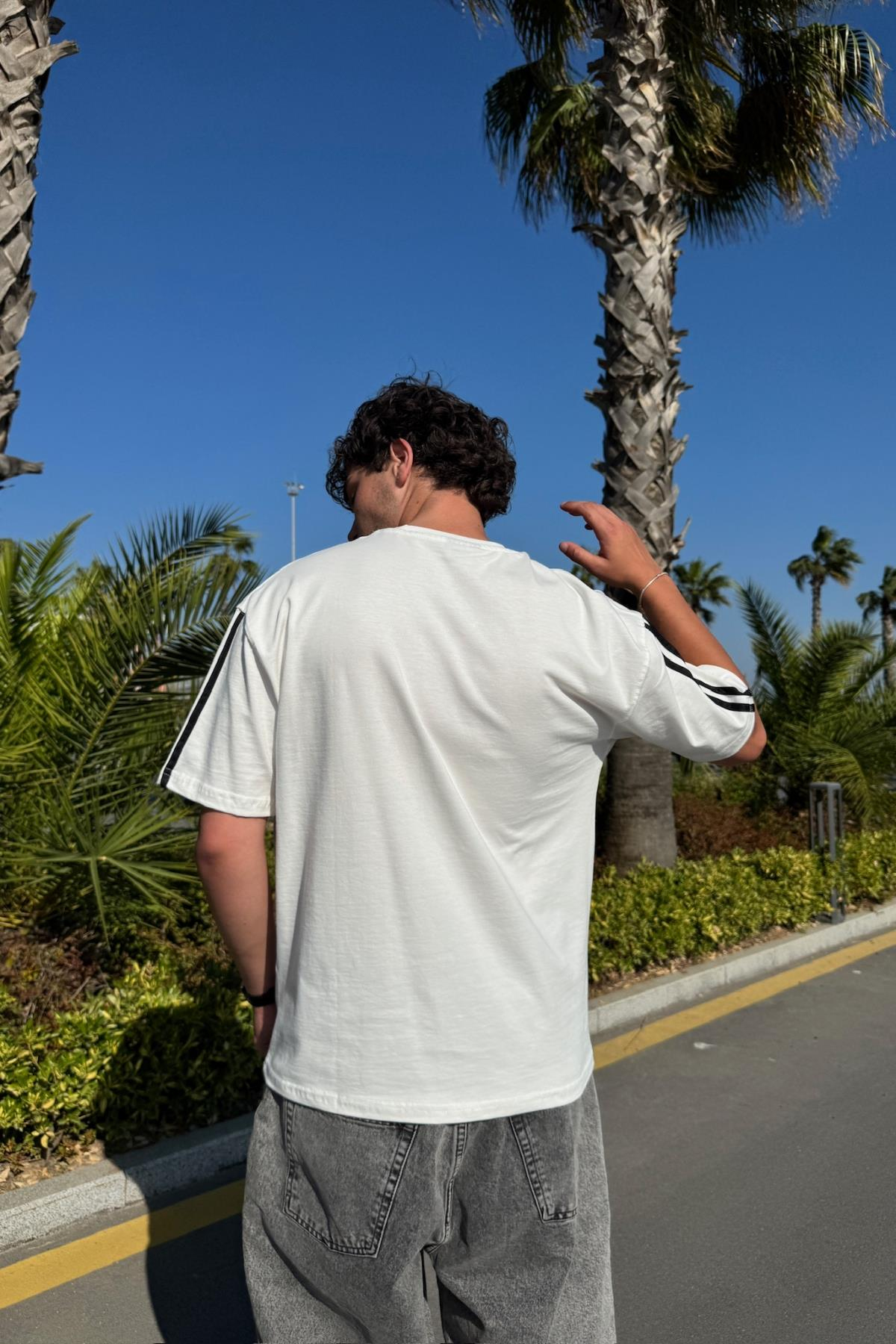 Stillgood Baskılı Krem Oversize Tshirt PM01