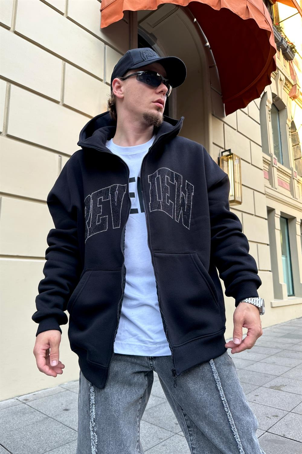 Taş Baskılı Siyah Zipper Sweatshirt SW879