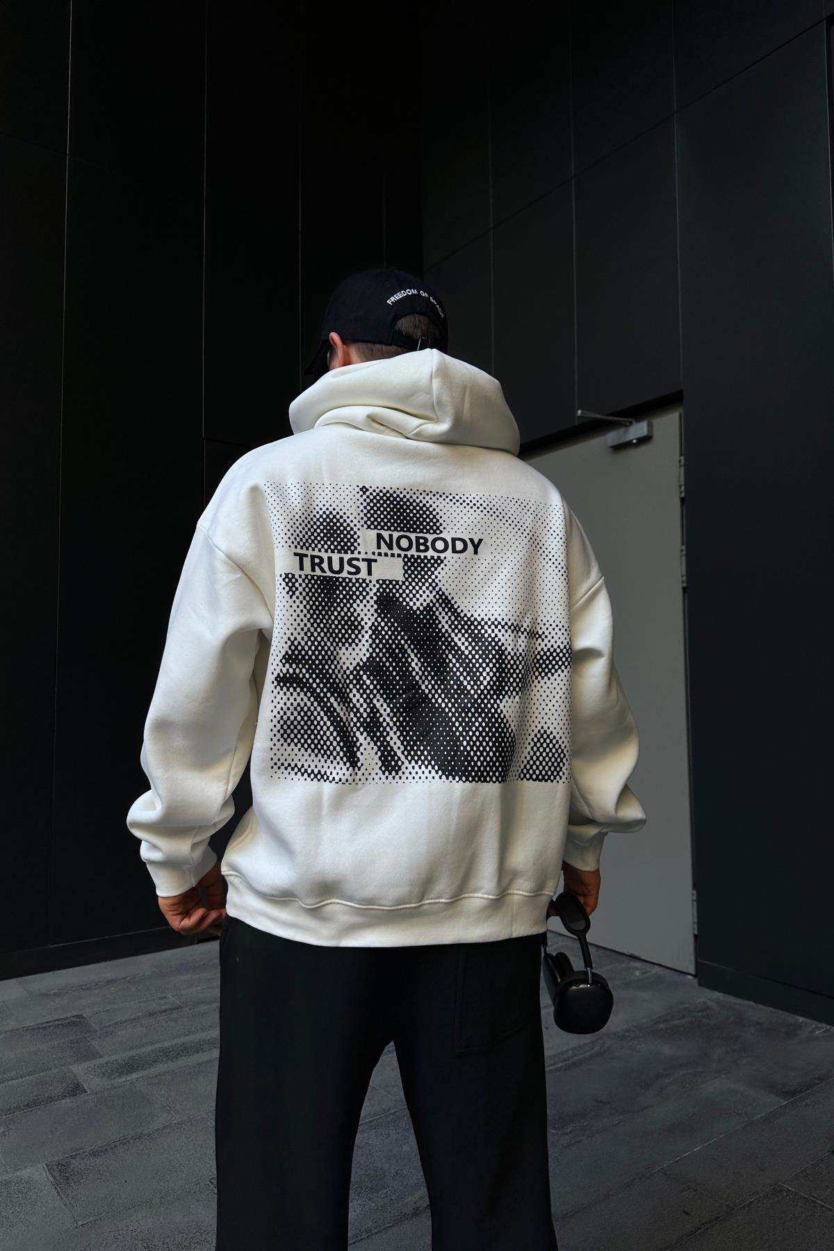 Trust Nobody Baskılı Beyaz Oversize Hoodie SW1097