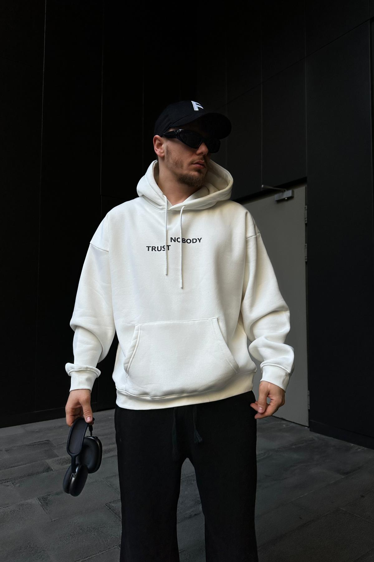 Trust Nobody Baskılı Beyaz Oversize Hoodie SW1097