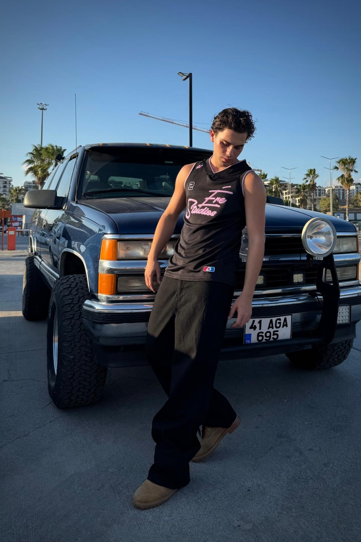 V Yaka Regular Fit File Kumaş Tshirt