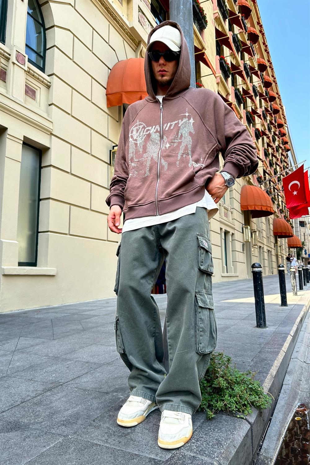 VCNTY Baskılı Kahve Oversize Zipper Sweatshirt SW858