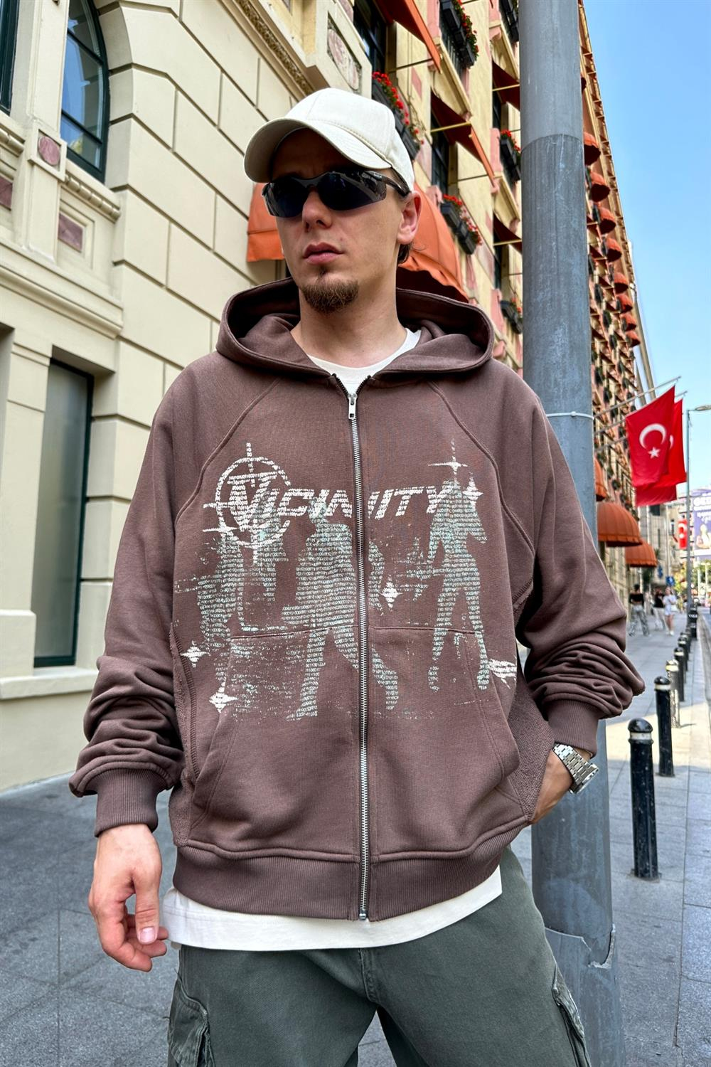 VCNTY Baskılı Kahve Oversize Zipper Sweatshirt SW858