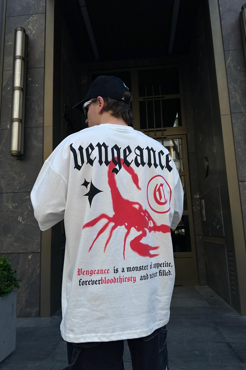 Vengeance Baskılı Krem Oversize Tshirt T717