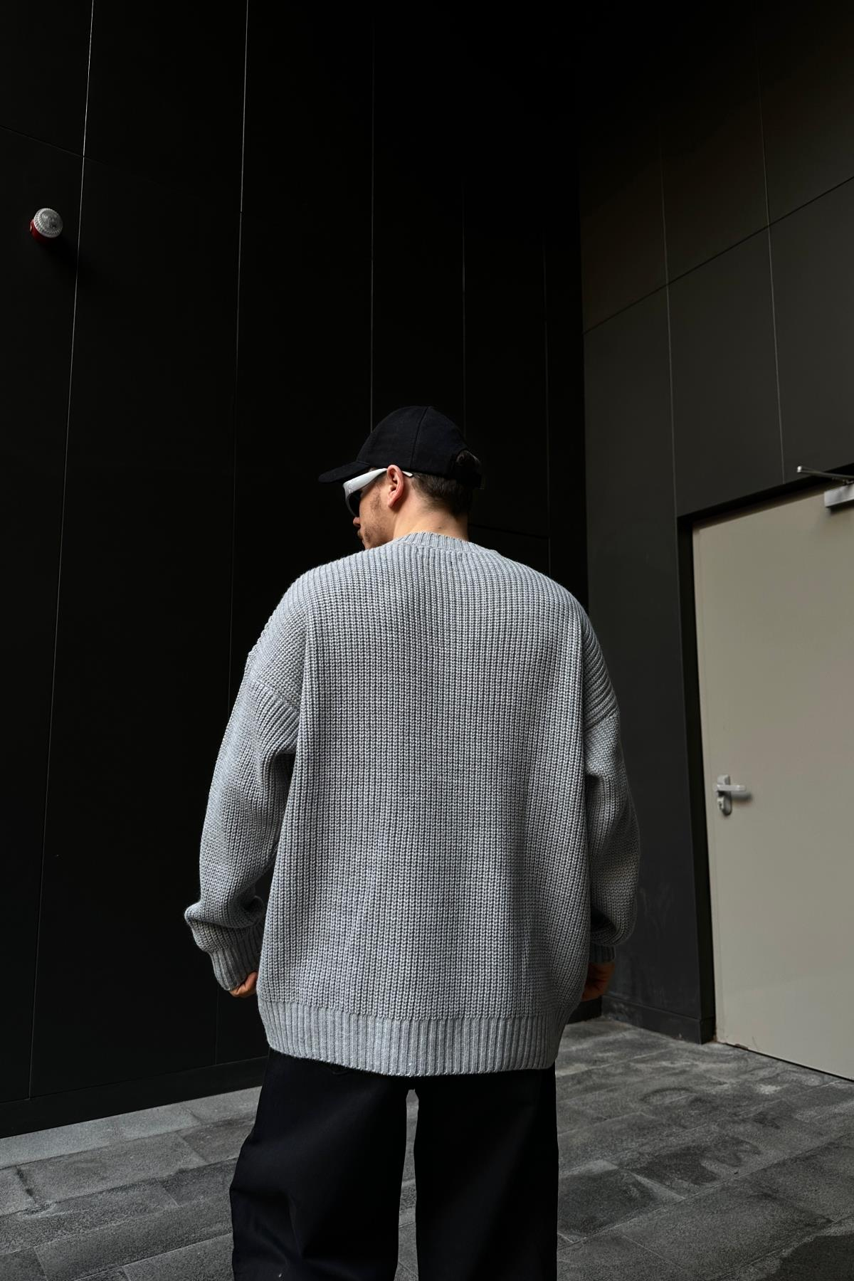 Vicinity Patch Detay Gri Oversize Kazak SW1077