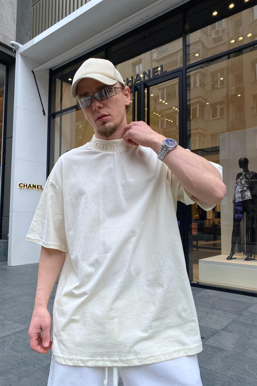 Yaka Detay Krem Oversize Tshirt T661