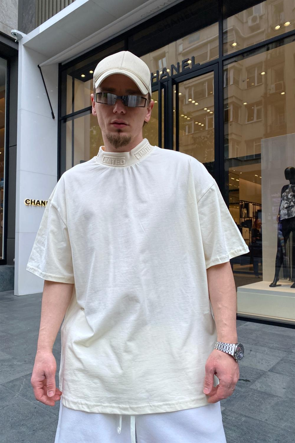 Yaka Detay Krem Oversize Tshirt T661