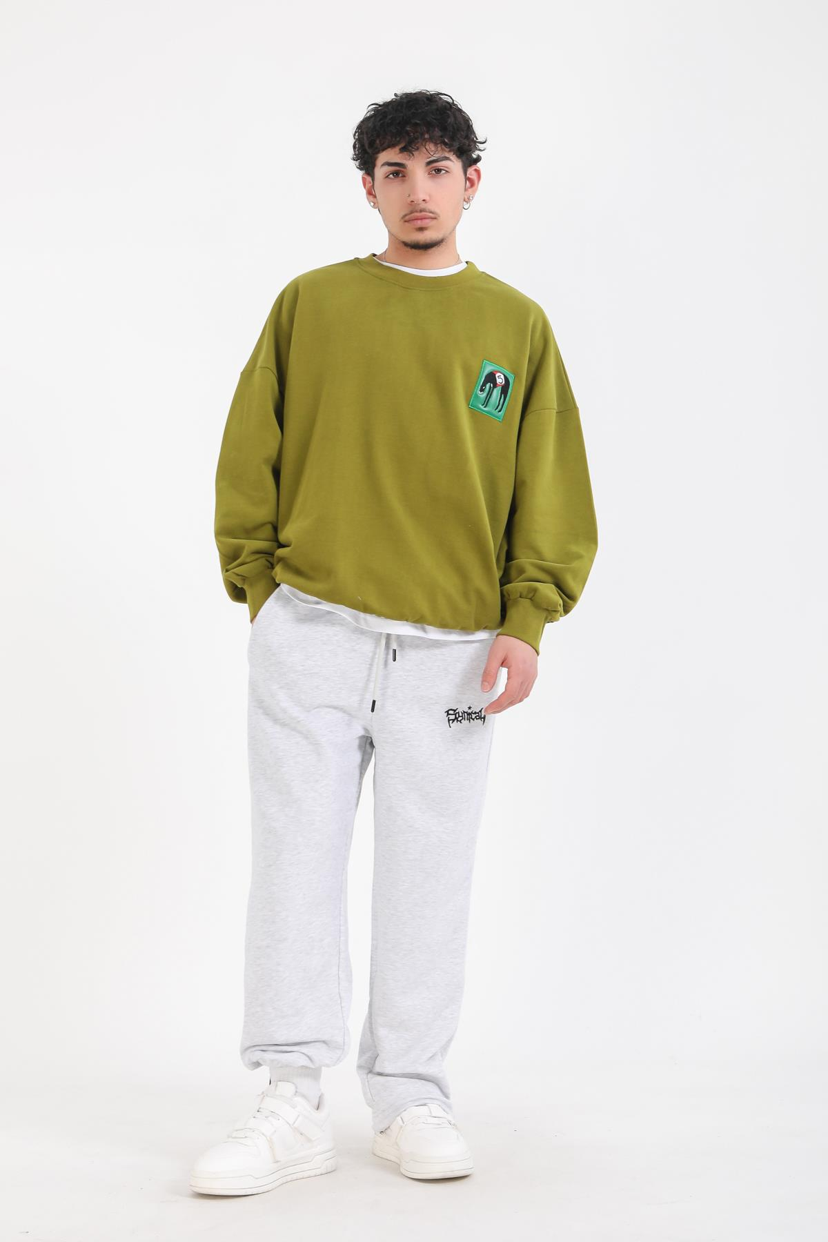 Yeşil Patch Detay Oversize Sweatshirt