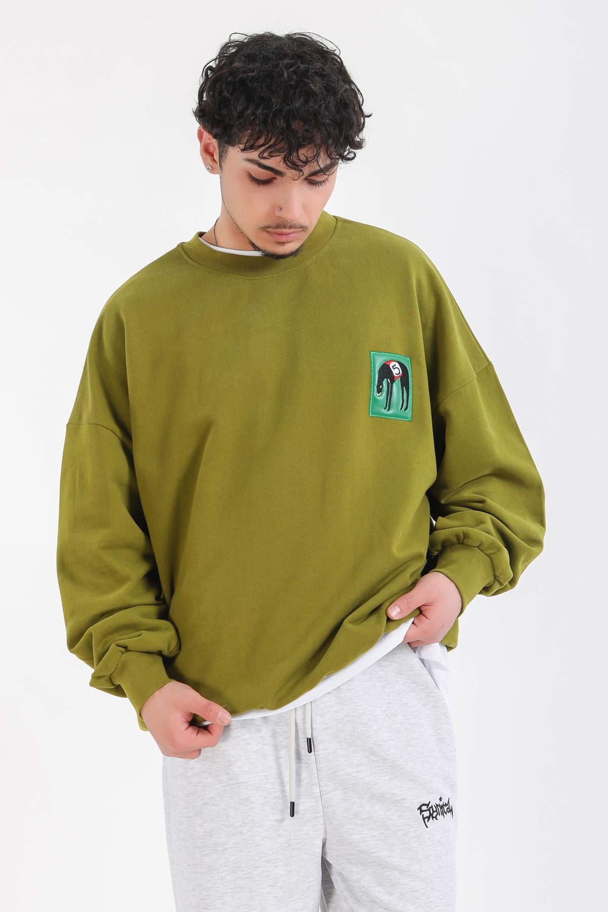 Yeşil Patch Detay Oversize Sweatshirt