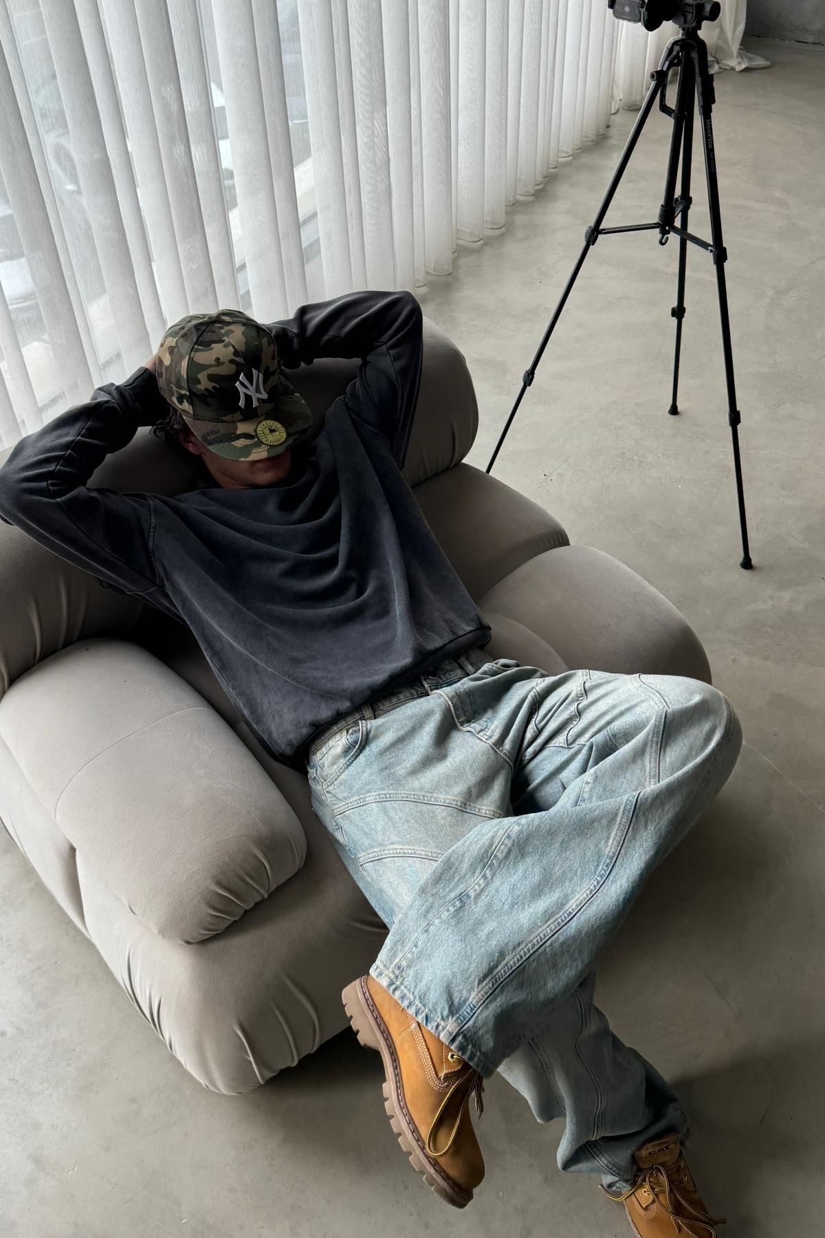 Yıkama Efektli Bisiklet Yaka Oversize Sweatshirt PM01