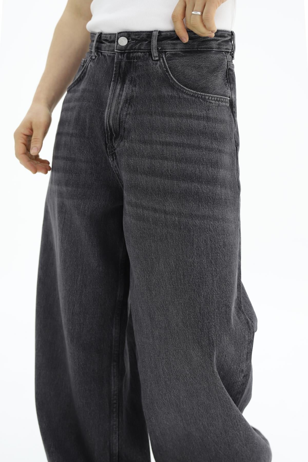 Yıkama Efektli Füme Superbaggy Jean Pantolon