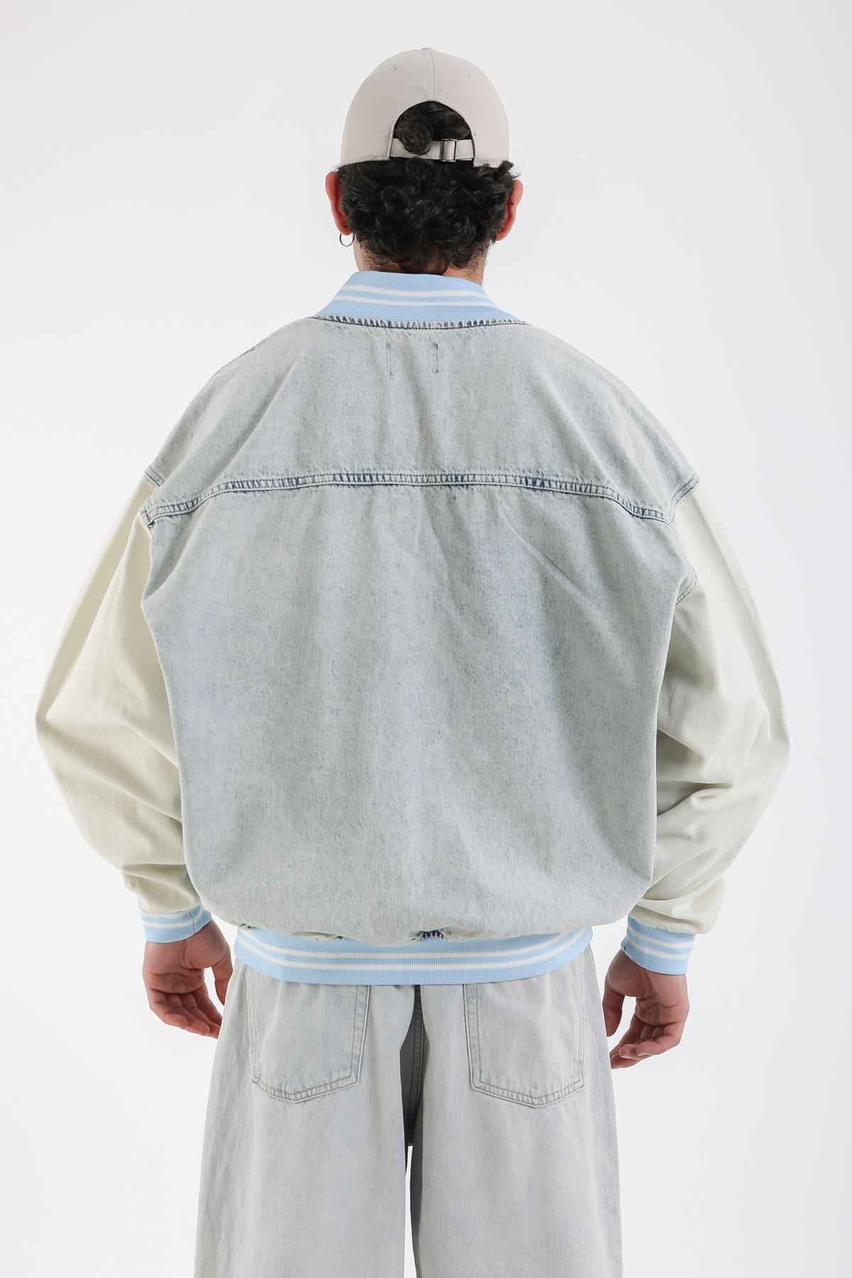 Yıkamalı Fermuarlı Oversize Jean Ceket C238