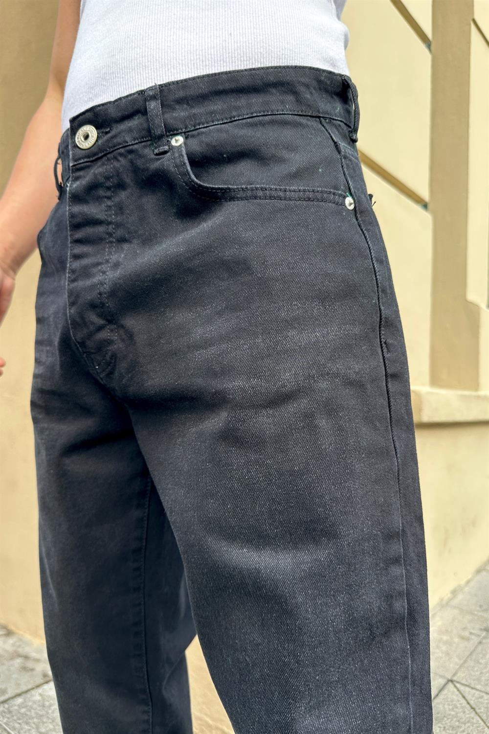 Yıkamalı Siyah Basic Jean Pantolon P786