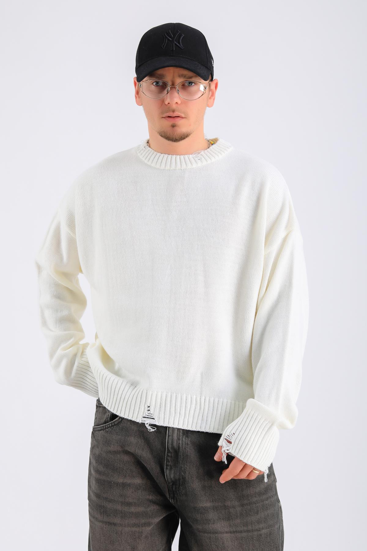 Yırtık Detay Krem Boxy Fit Triko SW1307