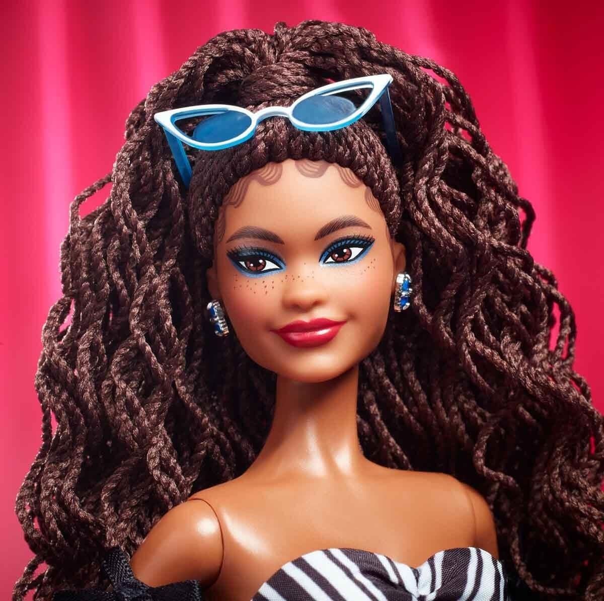 barbie-mavi-safir-65-514f48.jpg