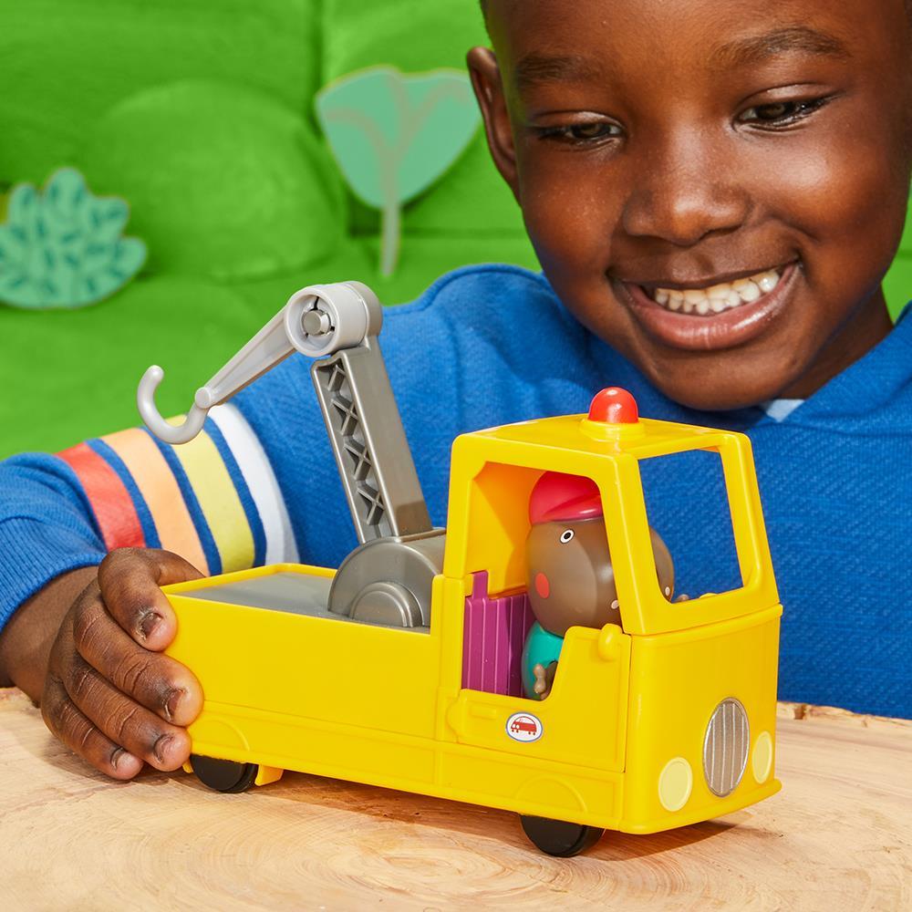 hasbro-cekme-cubuklu-buyukbaba-kopek-k-174b4b.jpg