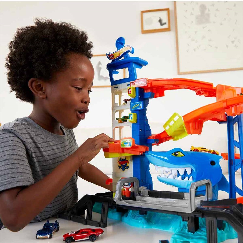 Hot Wheels Mega Araba Yıkama Kulesi HDP05-Erkek Oyun Setleri