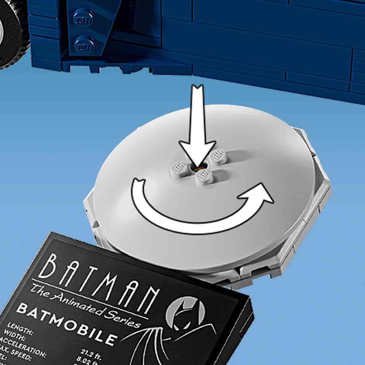 lego-dc-batman-batmobile-ile-batman-ha-705-65.jpg