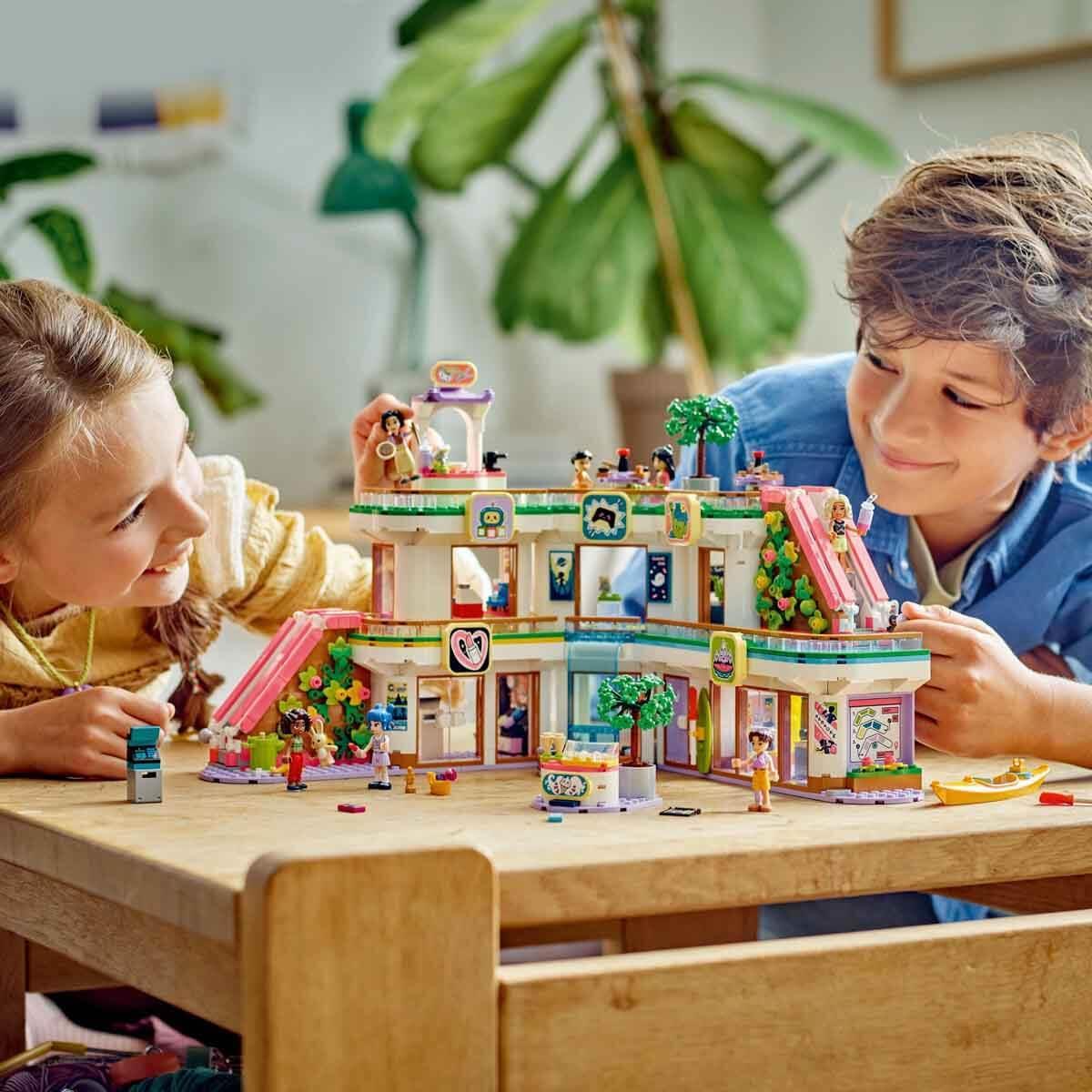 lego-friends-heartlake-city-alisveris--a56-b2.jpg