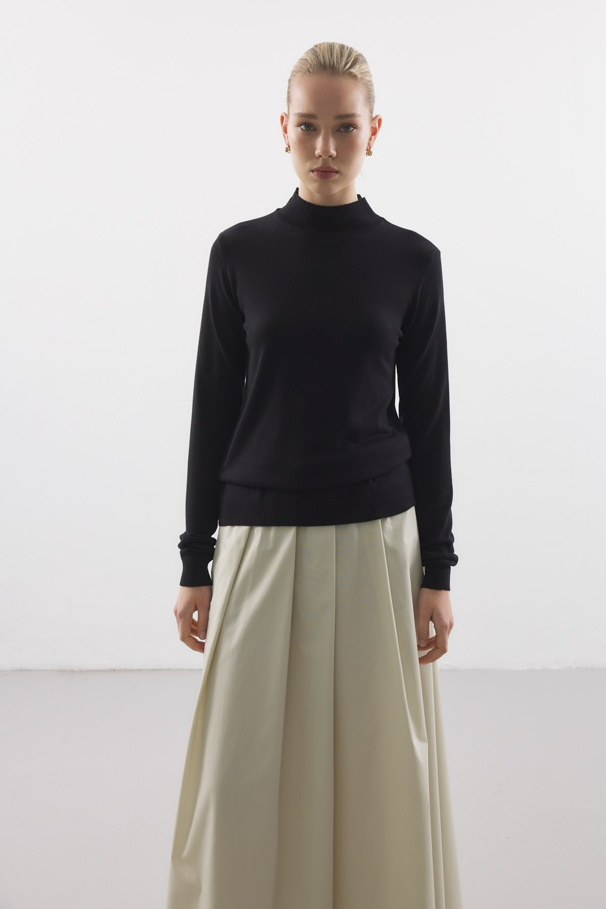 BALIKÇI YAKA BASIC TRİKO SİYAH