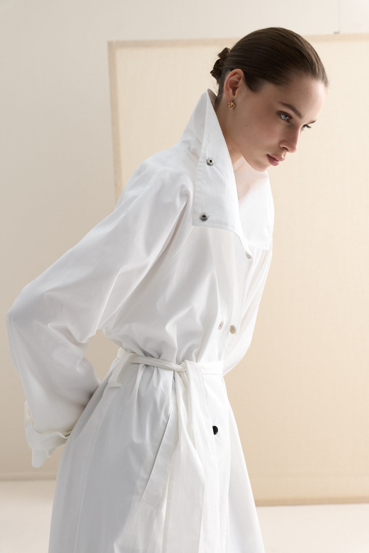 DİK YAKA OVERSIZE TRENÇKOT EKRU