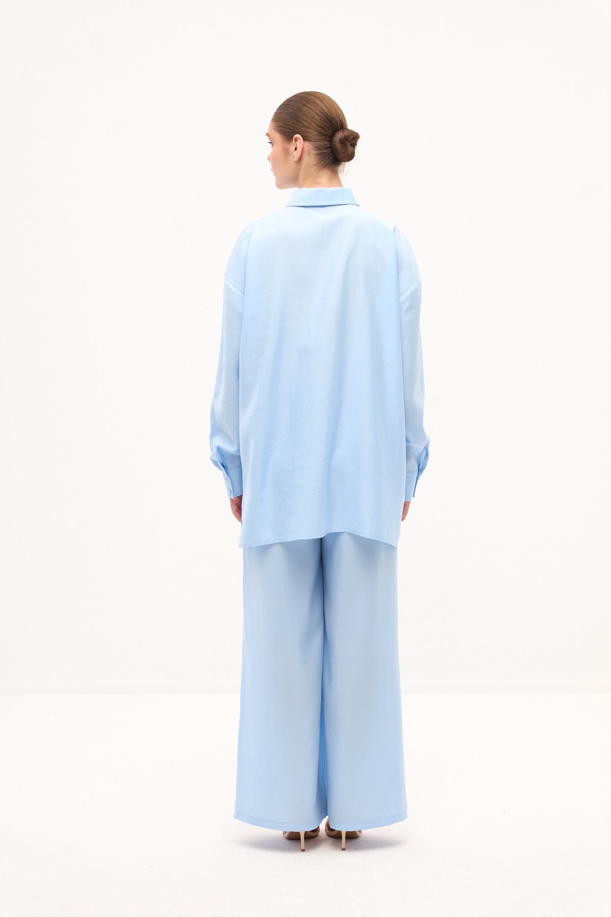 DÖKÜMLÜ OVERSIZE TAŞLANMIŞ MODAL GÖMLEK BEBE MAVİSİ