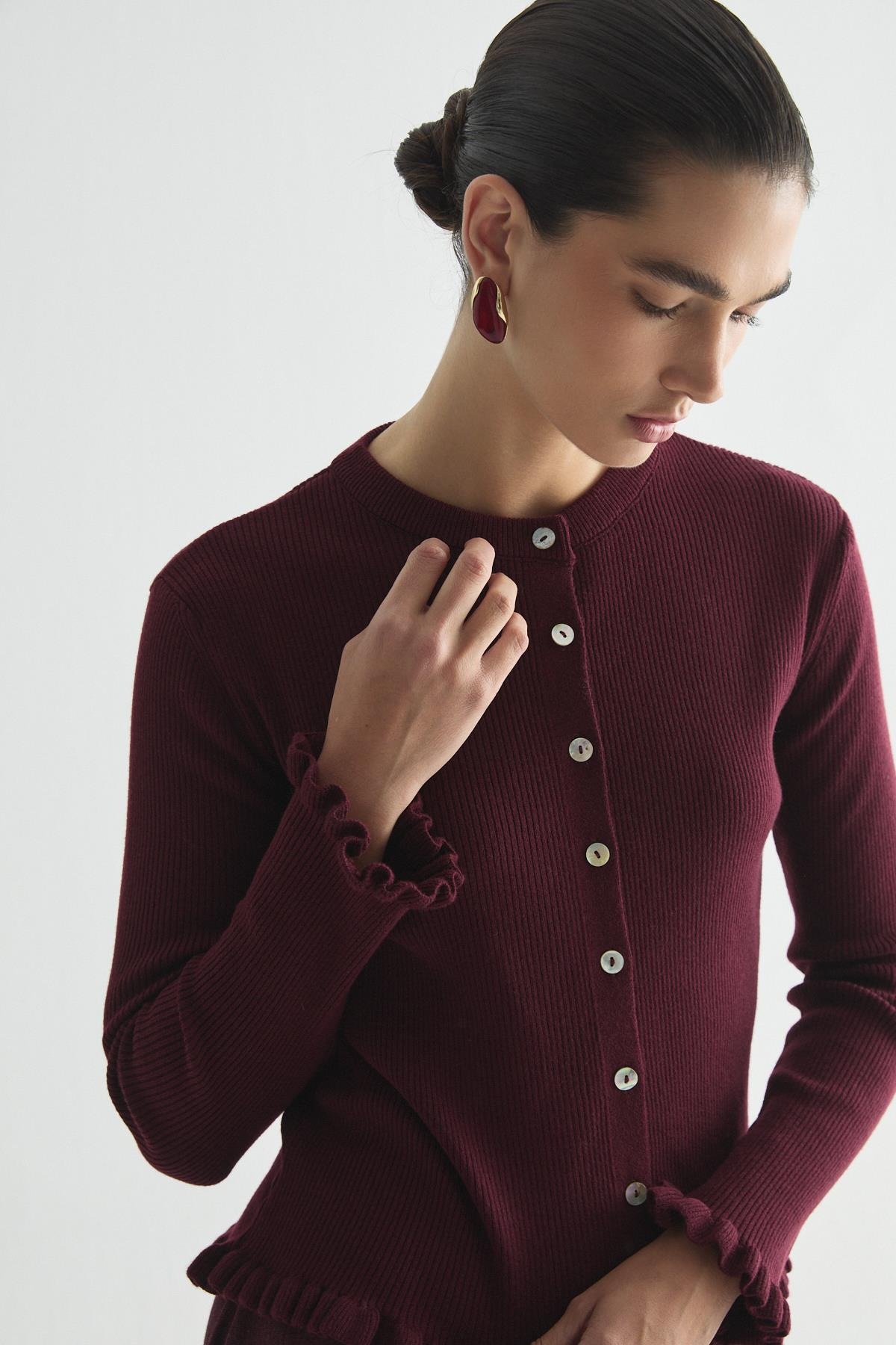 FIRFIR DETAYLI FİTİLLİ TRİKO HIRKA BORDO