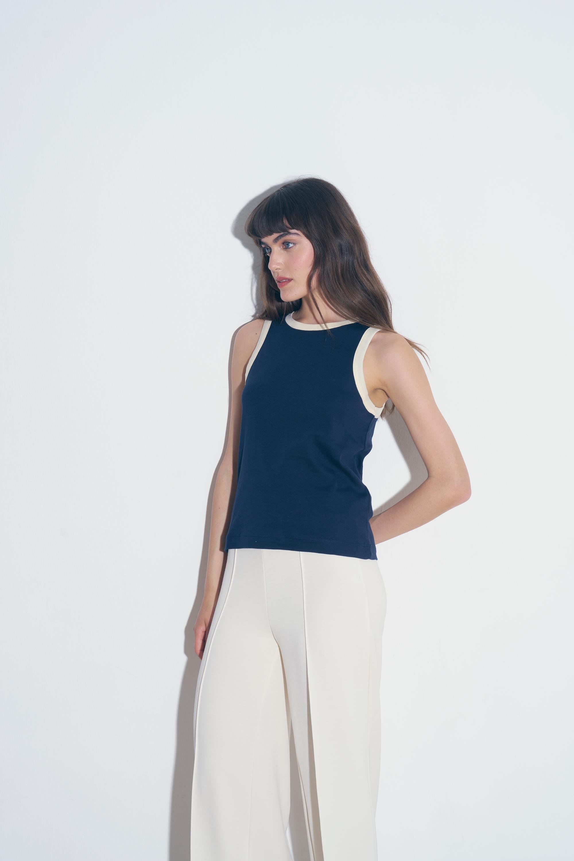 HALTER YAKA KONTRAST BİYELİ PAMUKLU BODY LACİVERT