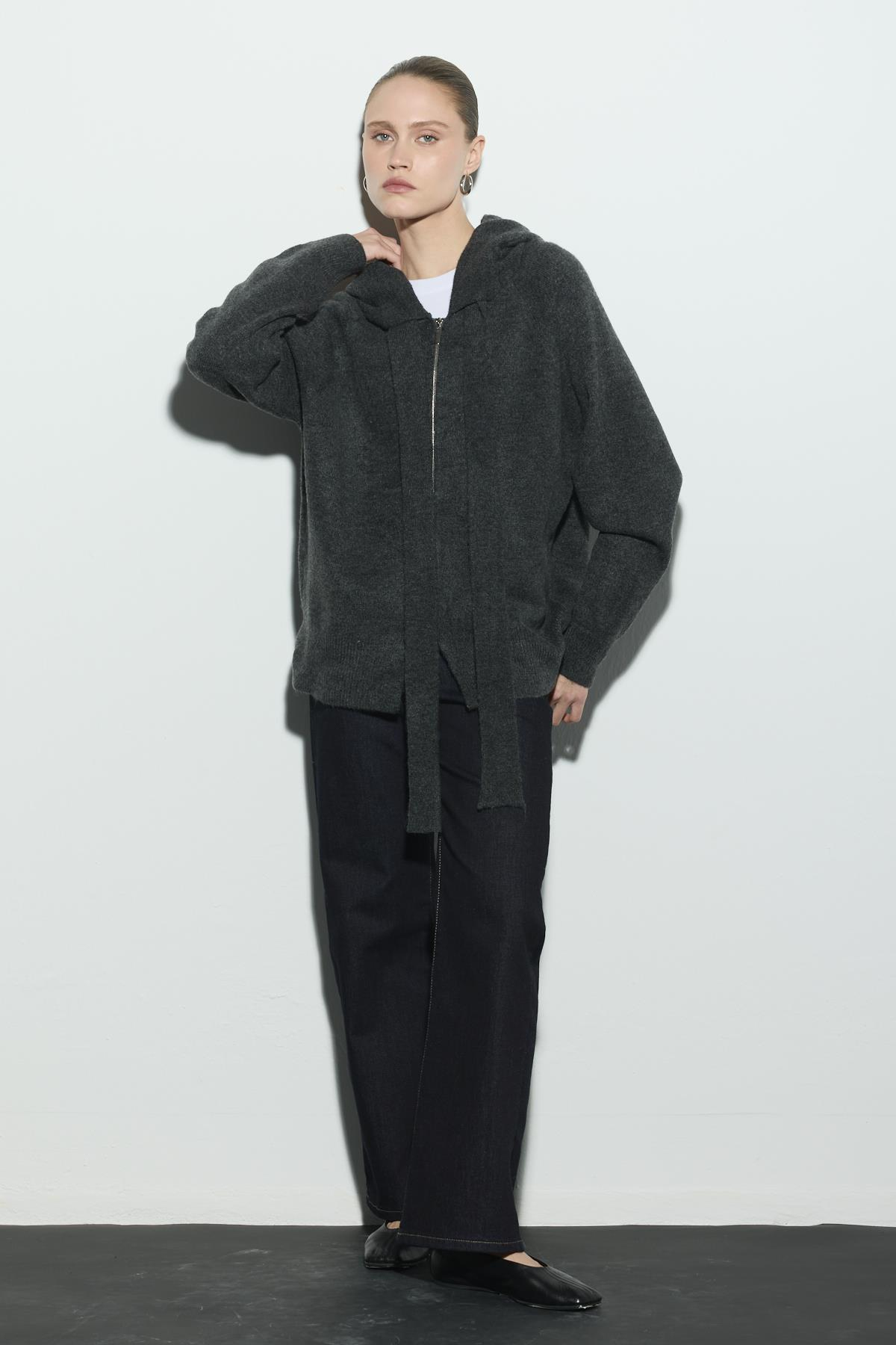 KAPÜŞONLU SWEAT TRİKO HIRKA ANTRASİT