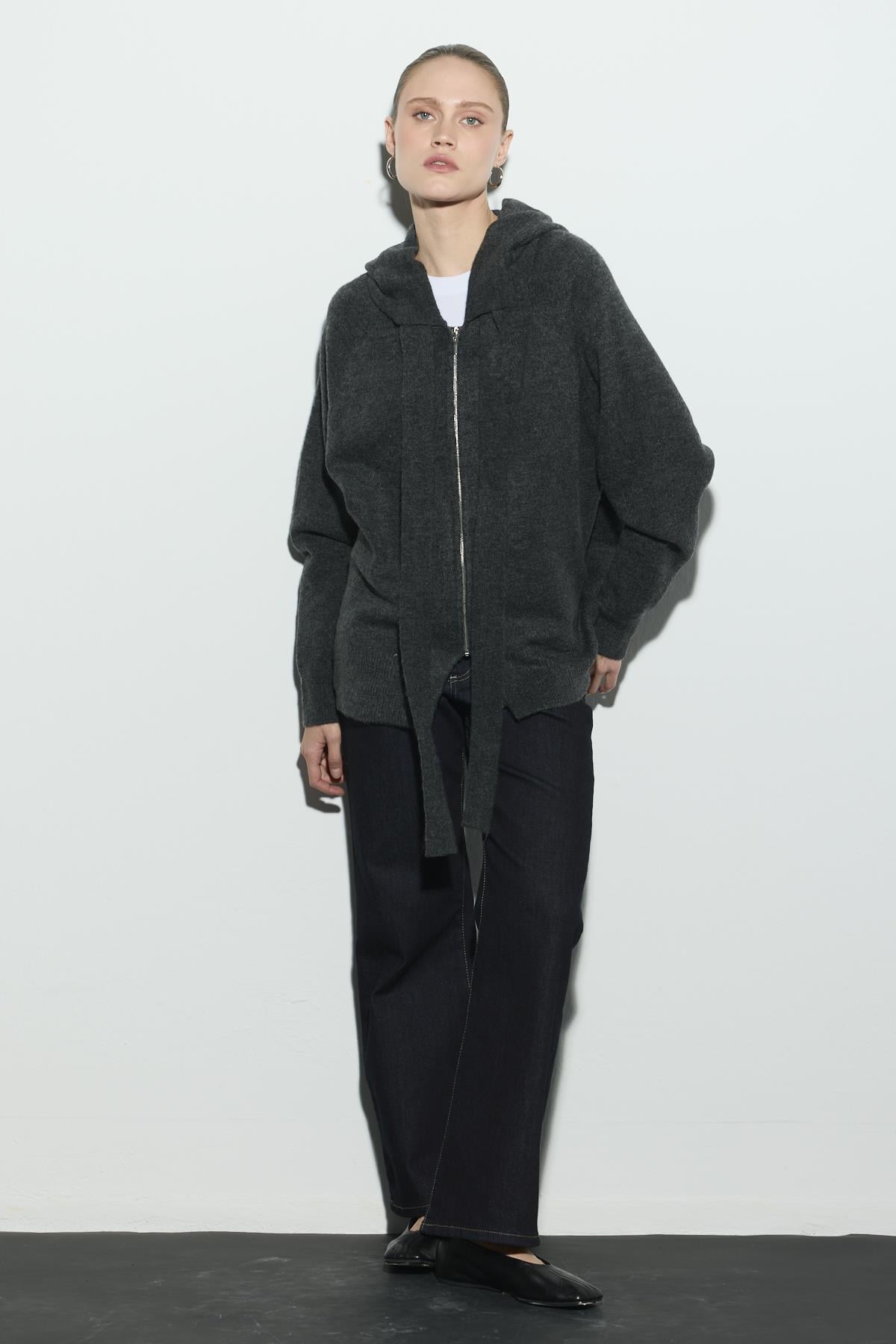 KAPÜŞONLU SWEAT TRİKO HIRKA ANTRASİT