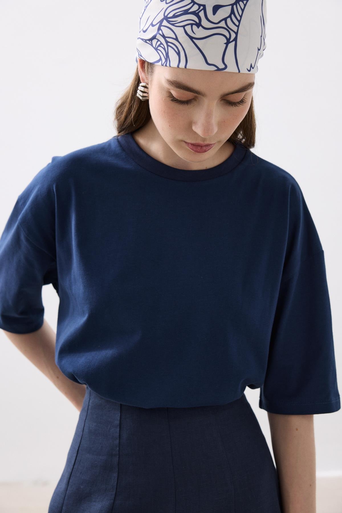 OVERSIZE PAMUKLU T-SHIRT LACİVERT