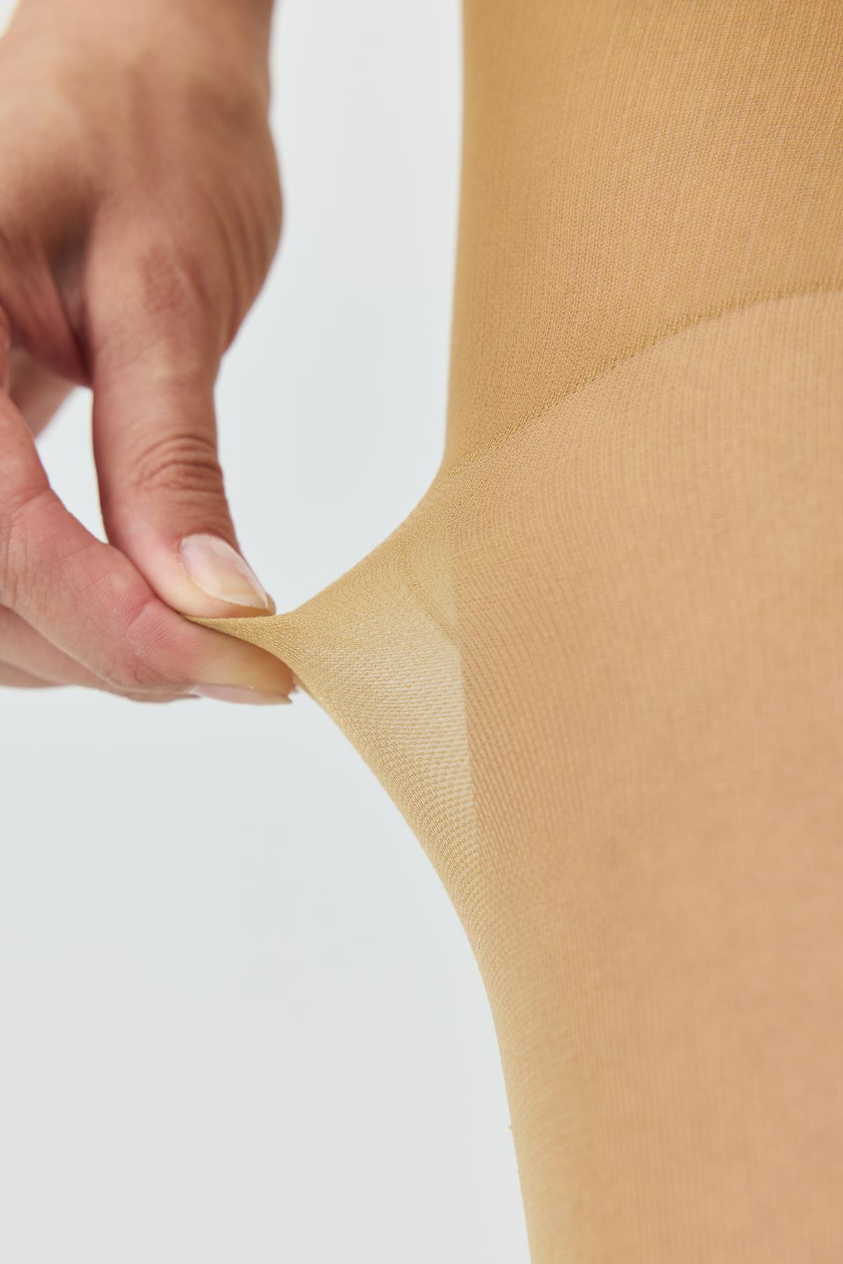 20 Denye Kaçmaz Külotlu Çorap Ten