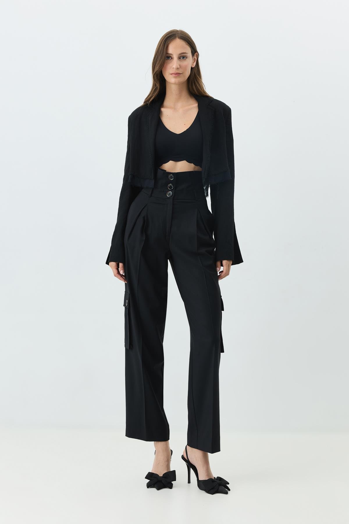 Balensiz Dikişsiz Lazer Kesim Sütyen Çıkarılabilir Pedli 1017 Siyah