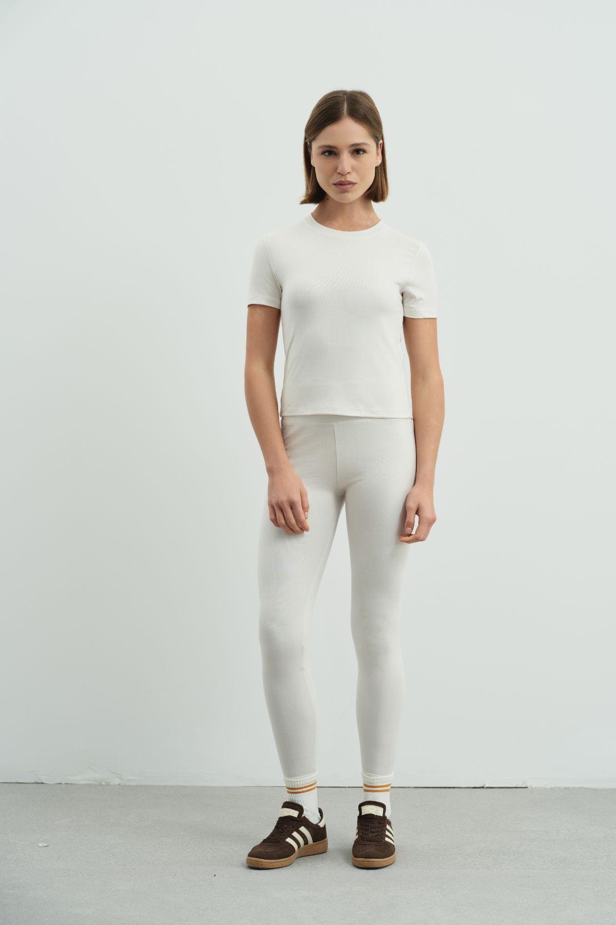 Bisiklet Yaka Soft Kısa Kol T-Shirt Bej