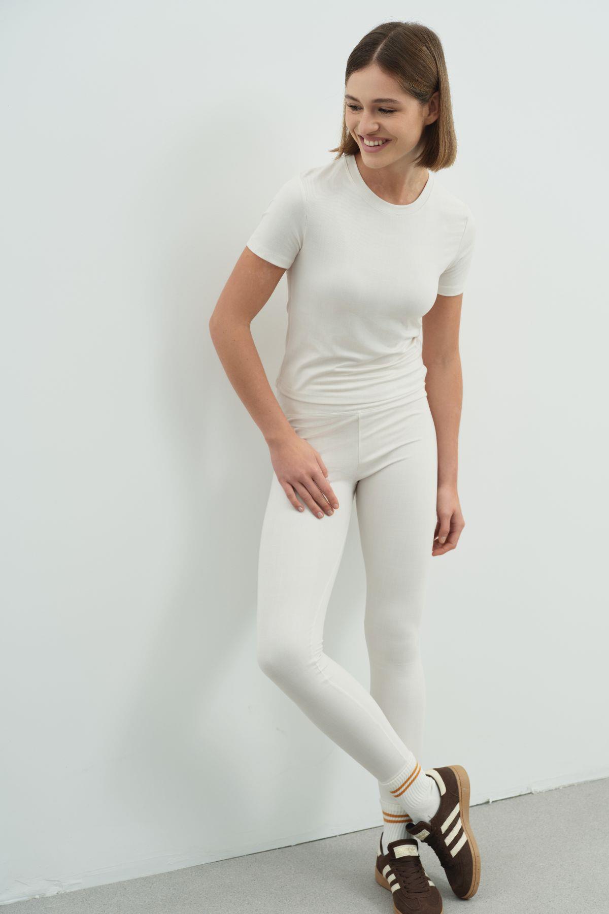 Bisiklet Yaka Soft Kısa Kol T-Shirt Bej