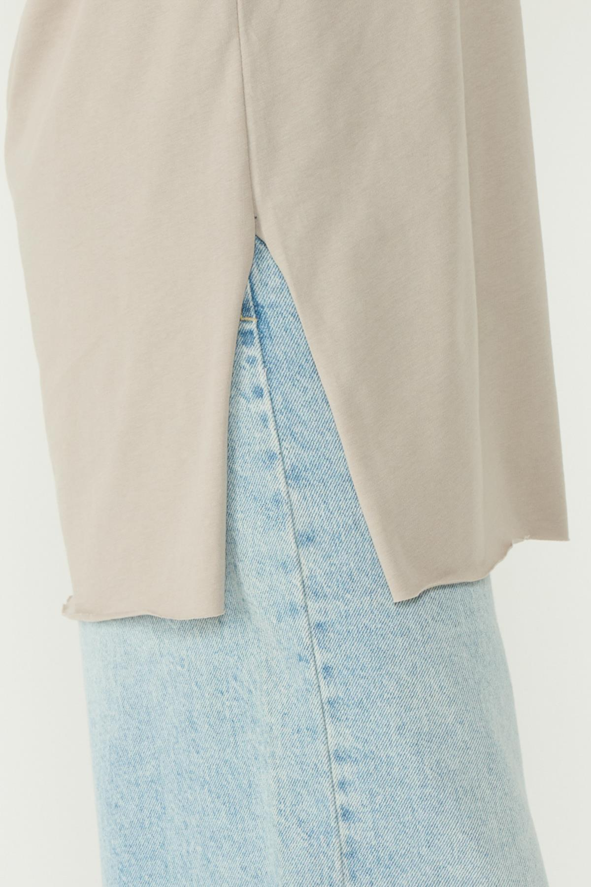 Bisiklet Yaka Yarım Kol Yırtmaçlı 2'li Uzun T-Shirt 963 Haki/Gri