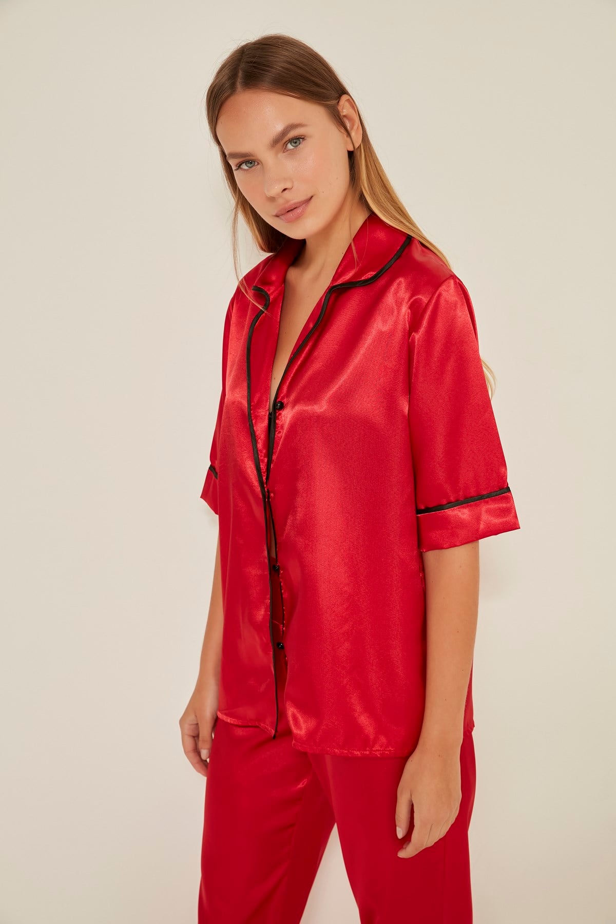 C&City 030 Kadın Saten Kısa Kol Pijama Takım Kırmızı