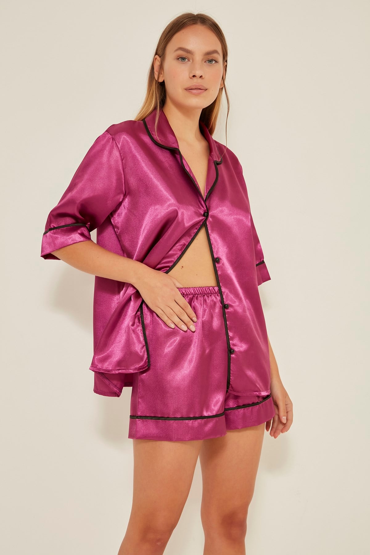 C&City 040 Kadın Saten Kısa Kol Şortlu Pijama Takım Mor