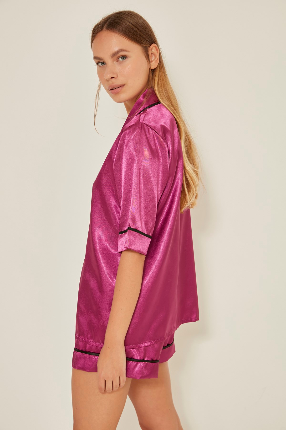 C&City 040 Kadın Saten Kısa Kol Şortlu Pijama Takım Mor